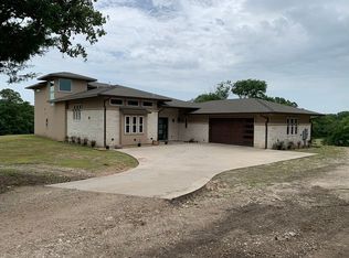 348 Dove Hollow Rd, Whitewright, TX 75491