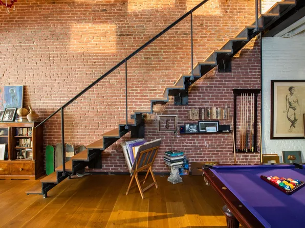 10 East 22nd Street image 11 of 24