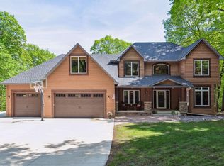 10295 3rd St NE, Hanover, MN 55341