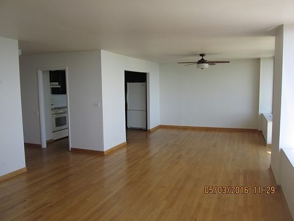 3rd image of 5201 S Cornell Ave APT 18A