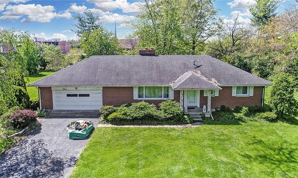 1st image of 50 Sunnyridge Ln