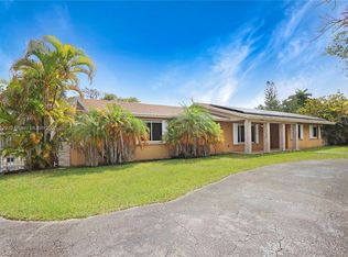 17501 SW 89th Ave, Palmetto Bay, FL 33157