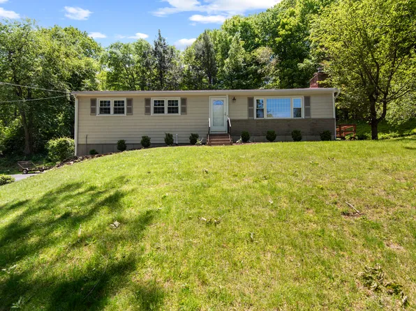 27 Scudder Road, Newtown, CT 06470