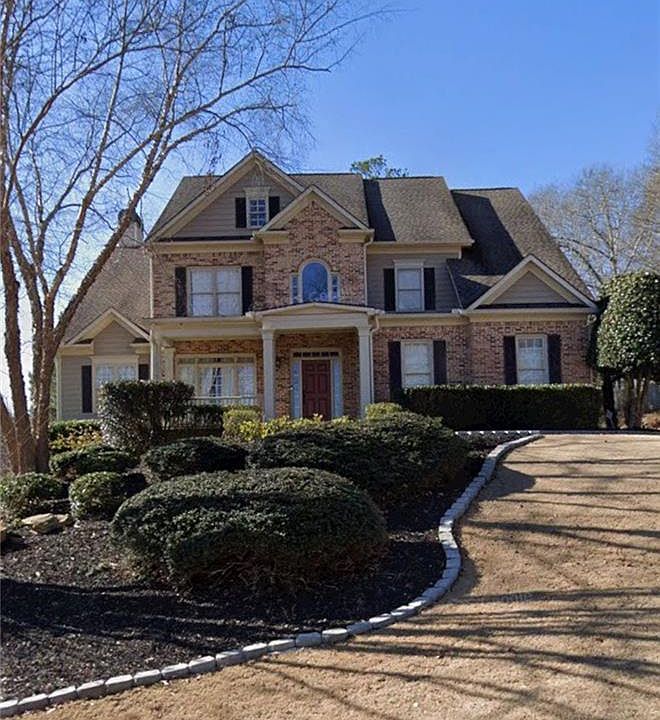 1st image of 905 Misty Wood Ln