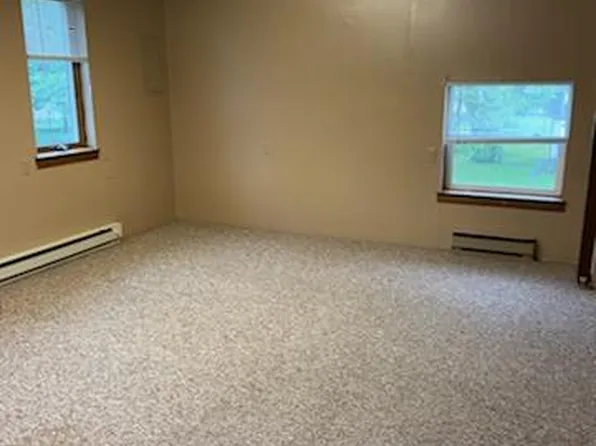 309 13th Ave W #A, Menomonie, WI 54751