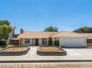 1316 Garnet Ave, Palmdale, CA 93550