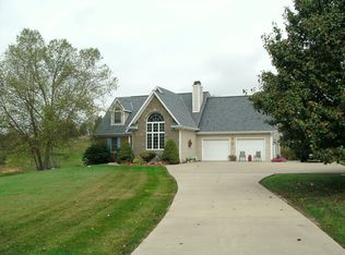 8012 Shenandoah Ln, Lanesville, IN 47136