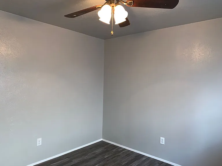 5260 Pruitt Dr — Photo 17