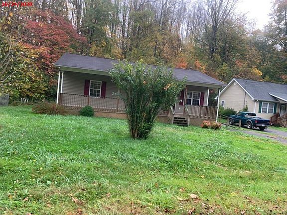 3rd image of 2722 Shawnee Ave E