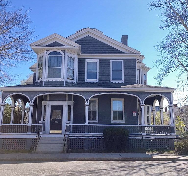 1st image of 542 County St #10