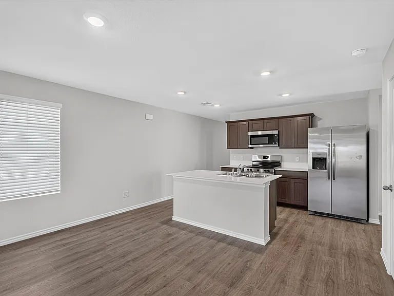 1121 Southfield Dr — Photo 6