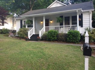 8 6th St, Newnan, GA 30263