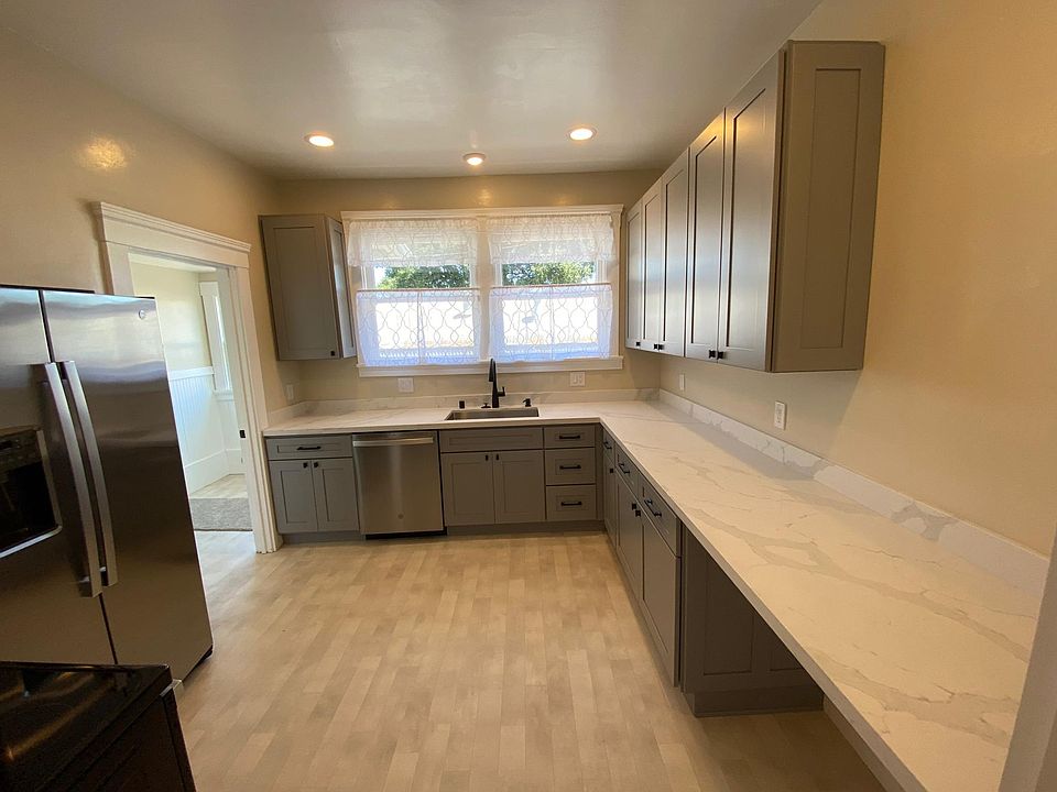 newly remodeled kitchen