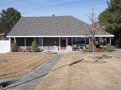 530 1st St., Sutherland, NE, 69165