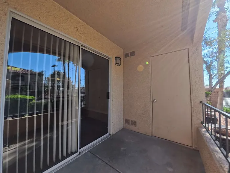 7885 W Flamingo Rd #1140 — Photo 19
