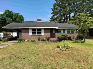 808 Esther St, Mullins, SC 29574