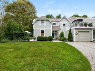 45 Highfield Dr APT 1, Falmouth, MA 02540