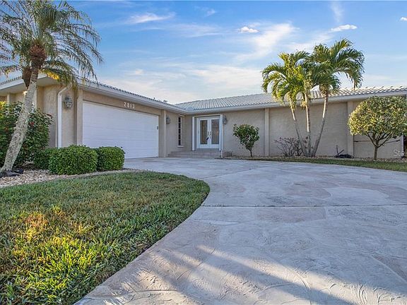2nd image of 2813 La Mancha Ct