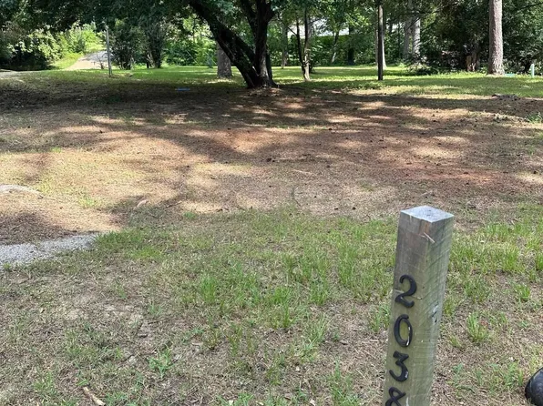 20380 Shore Breeze Dr, Chandler, TX 75758