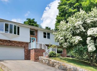 9 Comly Ave, Greenwich, CT 06831