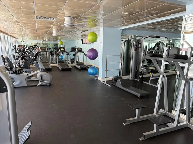 3850 Galt Ocean Dr #111 — Photo 37