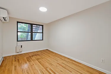 Sold by Avenue Sotheby's International Realty