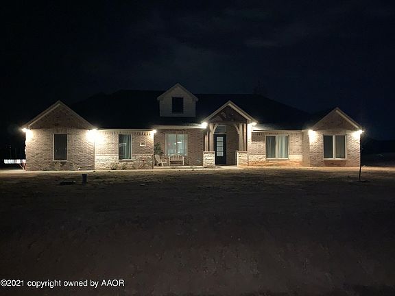 3rd image of 900 Tanner Dr
