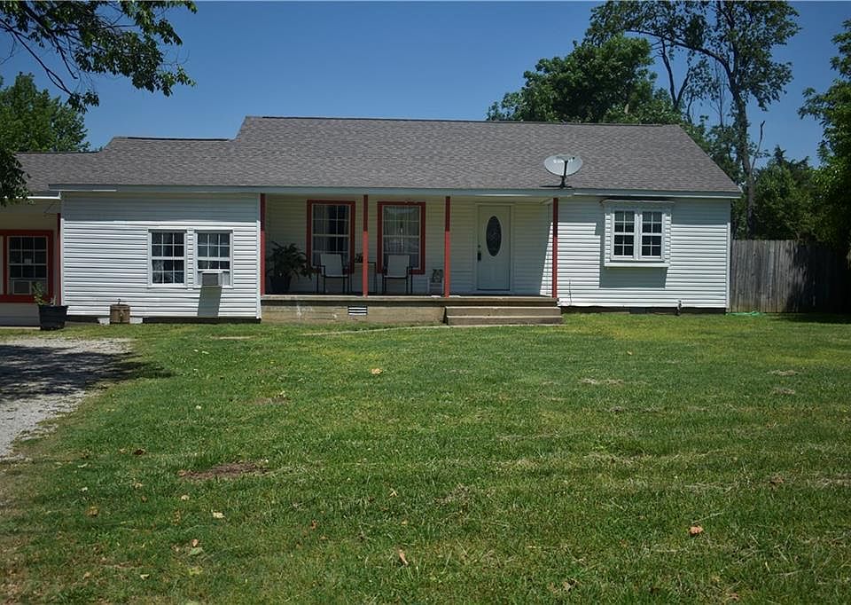 1st image of 1007 W Sunset Dr