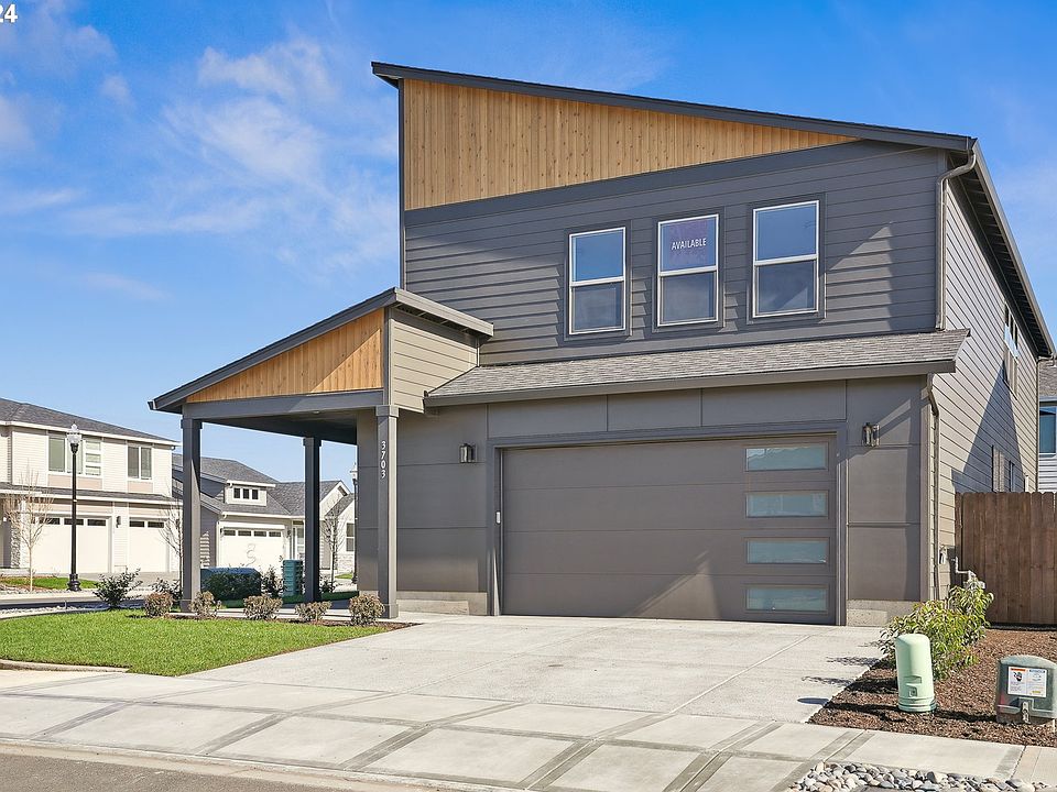 1st image of 3703 SE 7th Ave