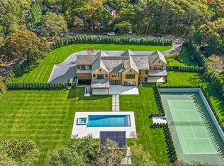 150 Edge Of Woods Rd, Southampton, NY 11968