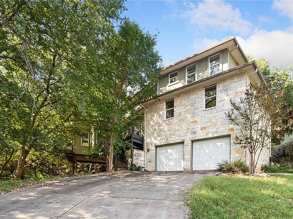 2nd image of 7618 Parkview Cir