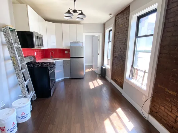 612 West 182nd Street image 1 of 7