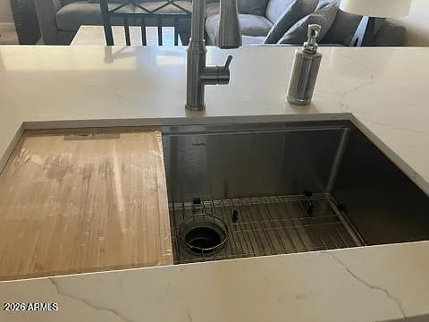 3 bed, 1581 sqft, $3,250 — Photo 4