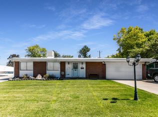 363 Oak Hill Dr, Tooele, UT 84074
