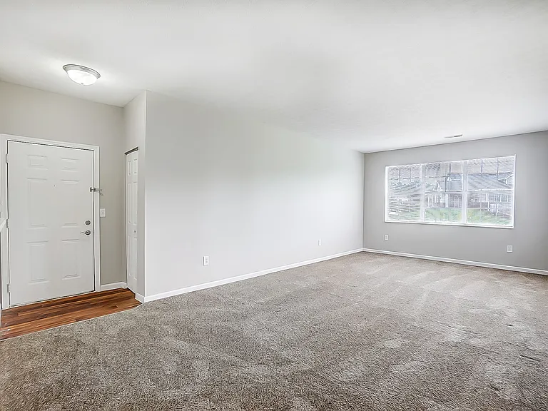 Delaware Crossing Apartments — Photo 7