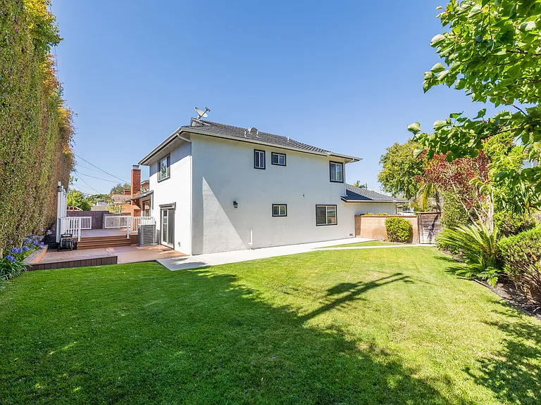 23125 Adolph Ave — Photo 4