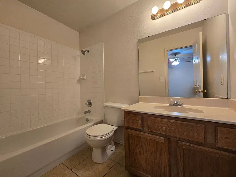 3407 Hereford Ln #A — Photo 15