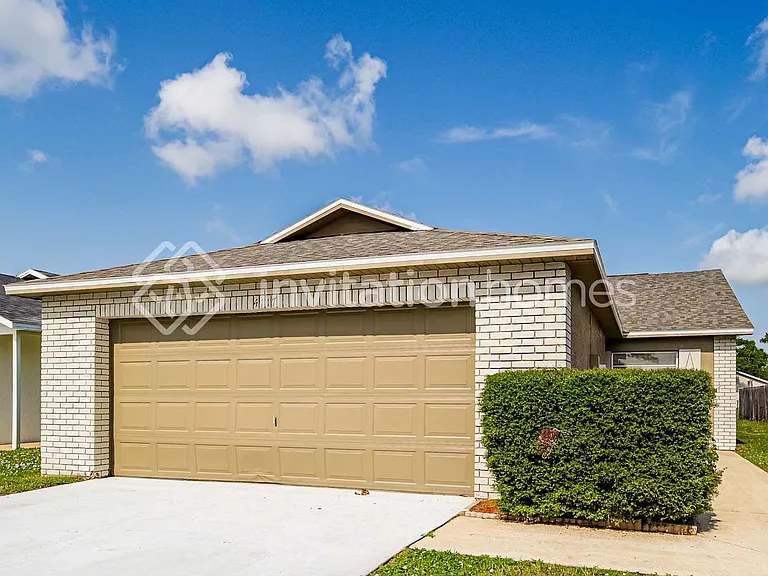 4117 Bayberry Dr — Photo 1