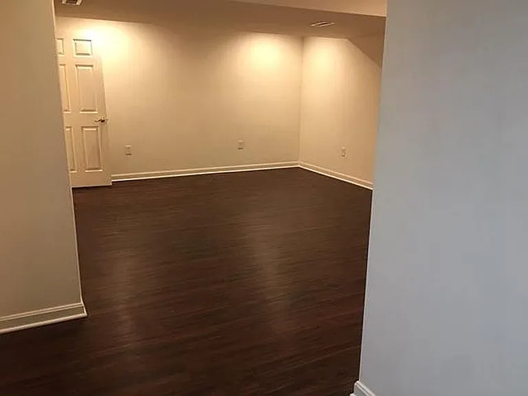 742 Reedy Cir — Photo 16