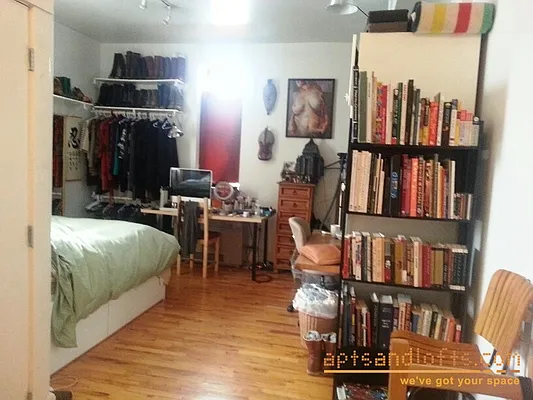 Rented by aptsandlofts.com | media 18