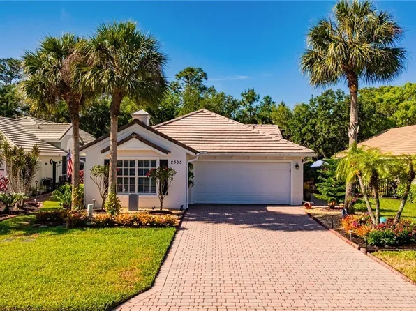 2305 Summersweet Dr, Alva, FL 33920
