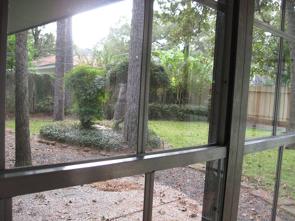 1st image of 119 Fawnlake Dr