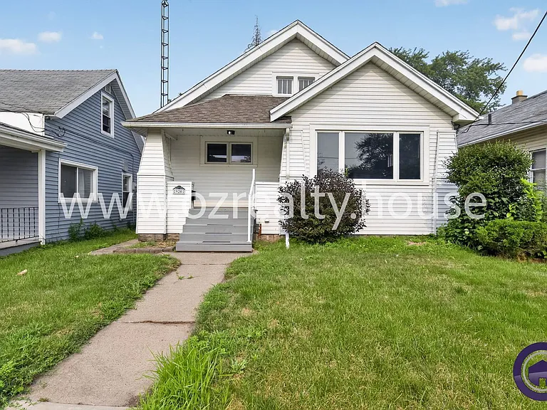 920 Wright Ave — Photo 1