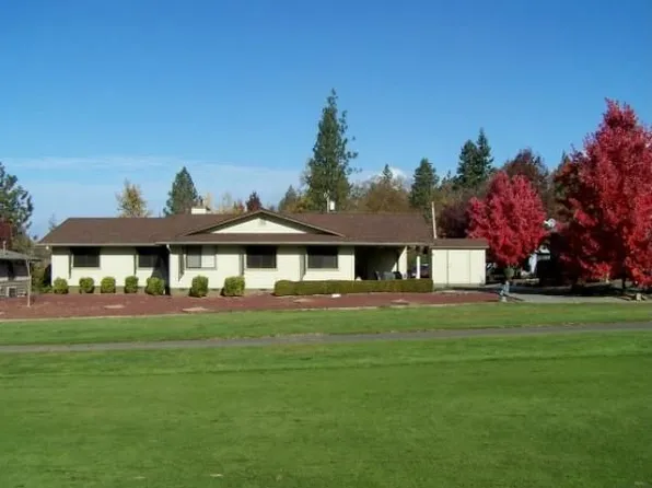 245 Morris Ln, Grants Pass, OR 97527