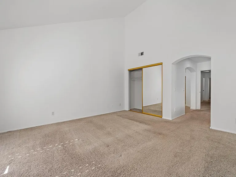 620 Holbrook Ct #101 — Photo 25