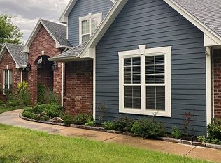 52 Wilderness Rd, Enid, OK 73703