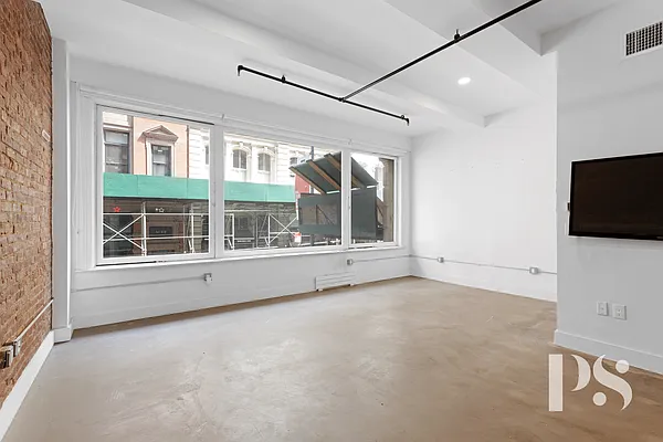 Rented by Compass | media 17