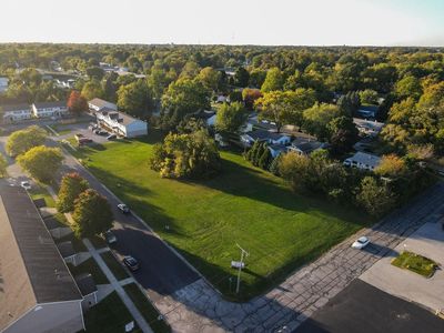 1709 Firestone Ln, Valparaiso, IN, 46383