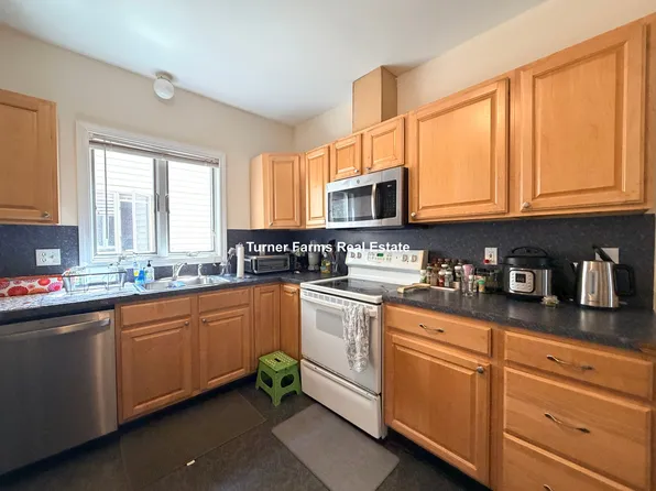 288 Boston Ave, Medford, MA