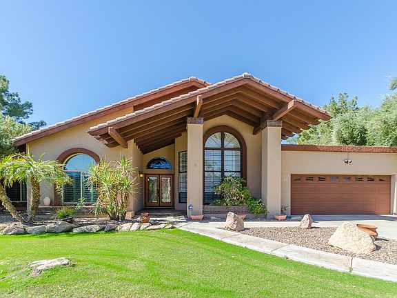 2nd image of 9802 N 83rd Pl